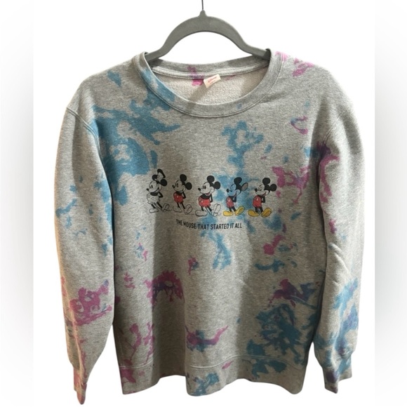 uniqlo x disney Tops - Uniqlo Gray Mickey Mouse Sweatshirt with Tie-Dye Accents